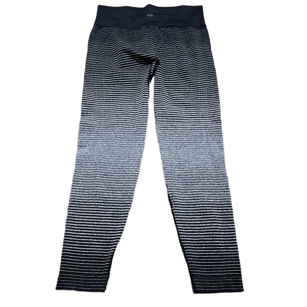Marika Seamless High Waist Dip Dye Leggings - Picture 4 of 10